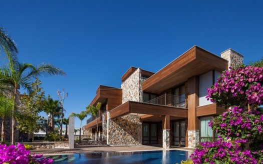 Limassol Property Luxurious Villas within a Resort