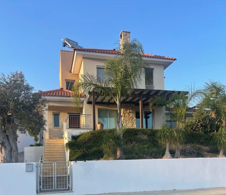 Limassol Property 3 Bedroom House in Agios Tychonas