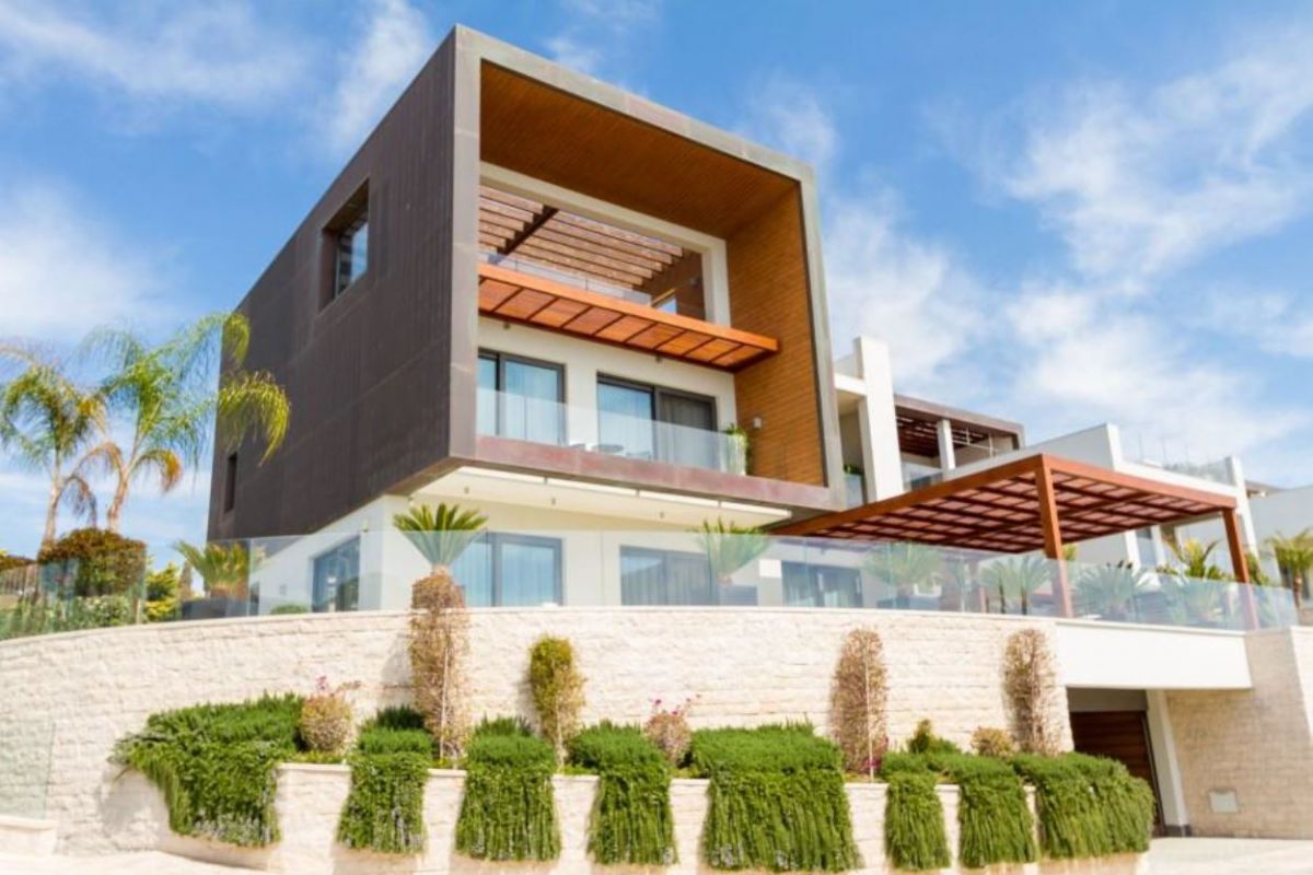 Limassol Property Stunning Four Bedroom Villa in Parklane Area