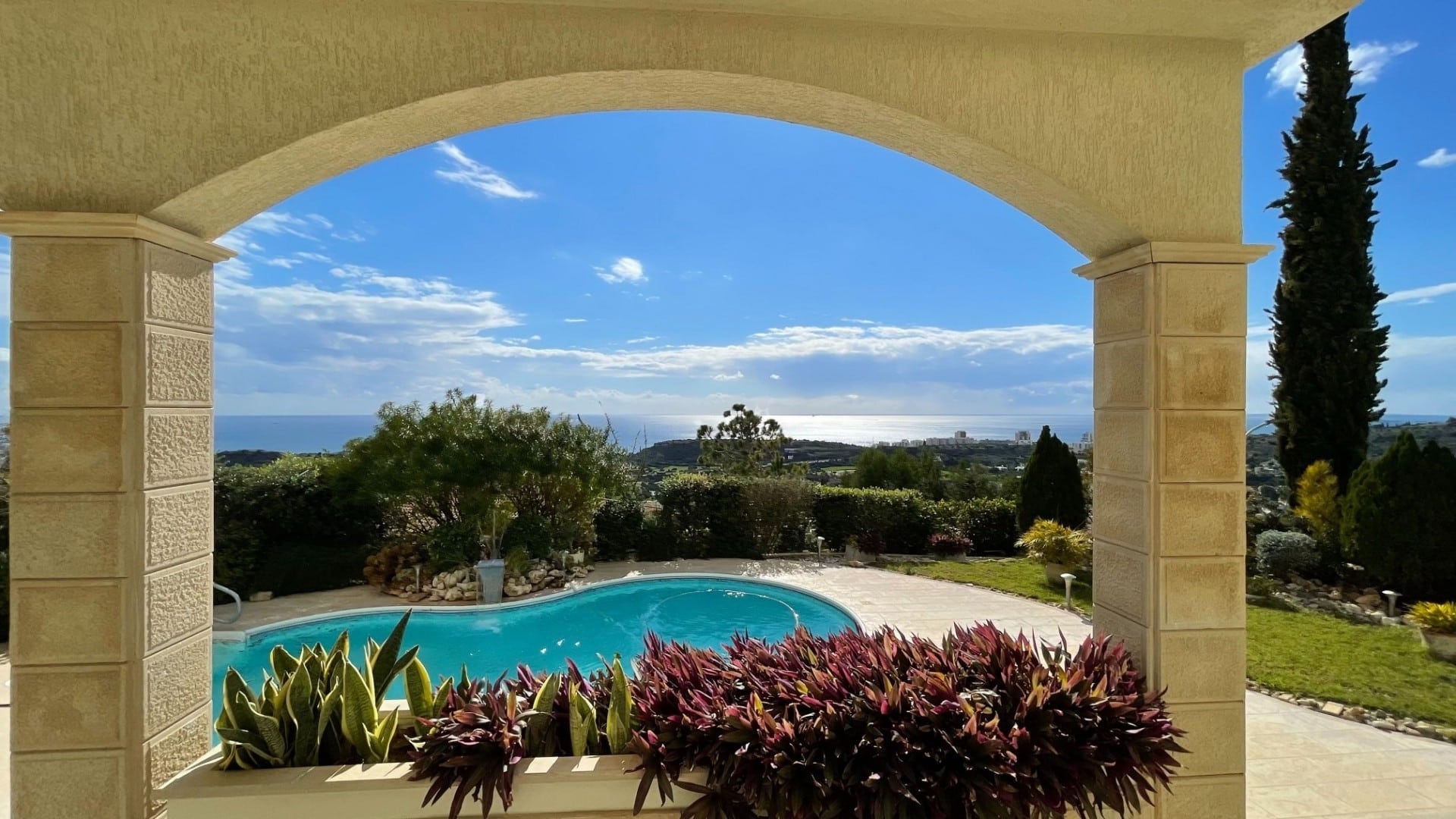 Limassol Property Exclusive 5 Bedroom Villa in Agios Tychonas