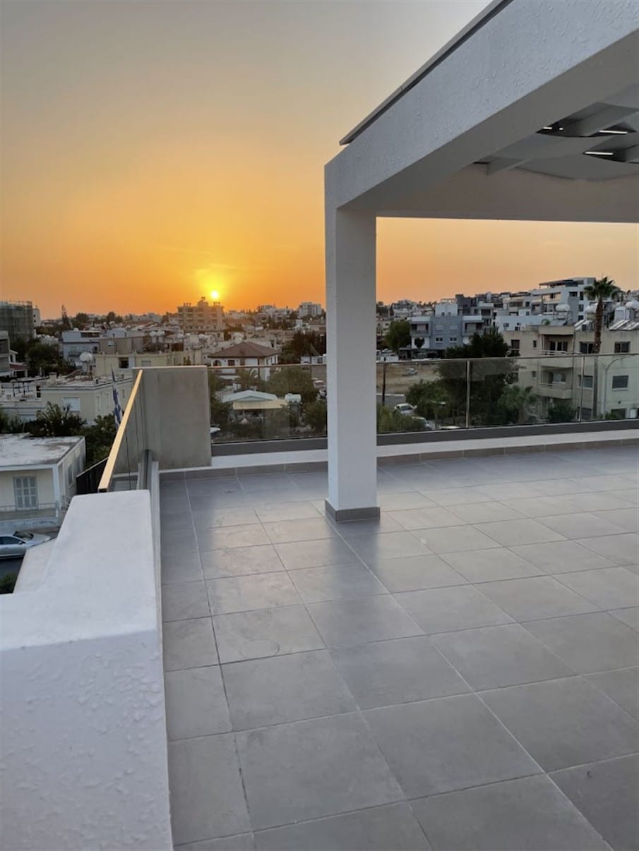 Limassol property Whole Floor 4-Bedroom Apartment