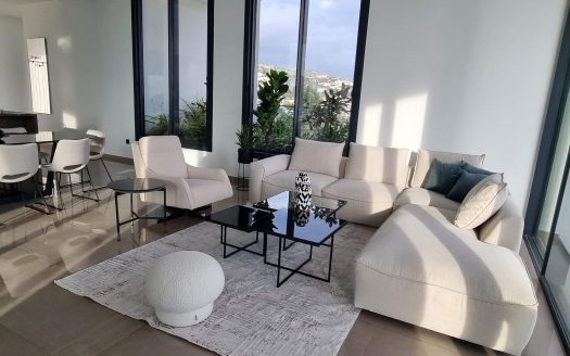 Limassol Property Whole-Floor Three Bedroom Apartment