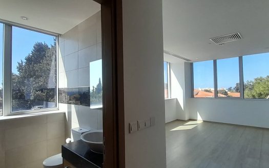 Paphos Property Spacious Three Bedroom Apartment
