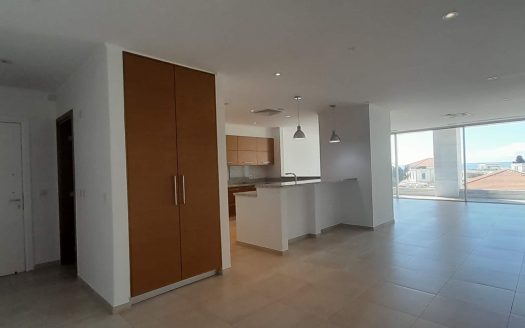 Paphos Property Spacious Three Bedroom Apartment