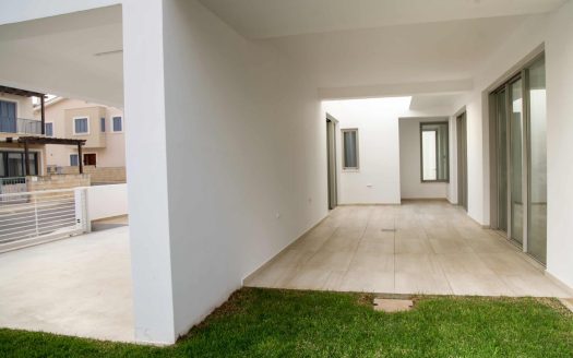Famagusta Property Seafront Seven Bedroom Villa