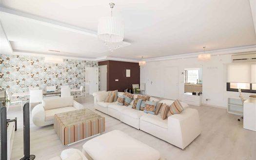Limassol Property 3 Bedroom Penthouse on the Beach