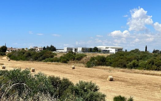 Famagusta Property Field in Avgorou-14.340 m2