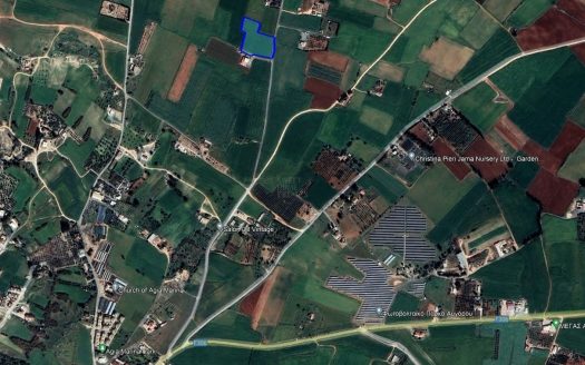 Famagusta Property Field in Avgorou-7.940 m2
