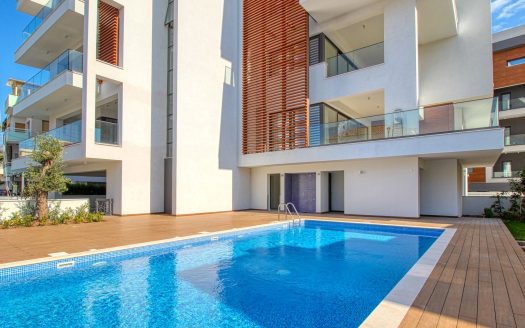 Limassol Property Spacious Three Bedroom Apartment