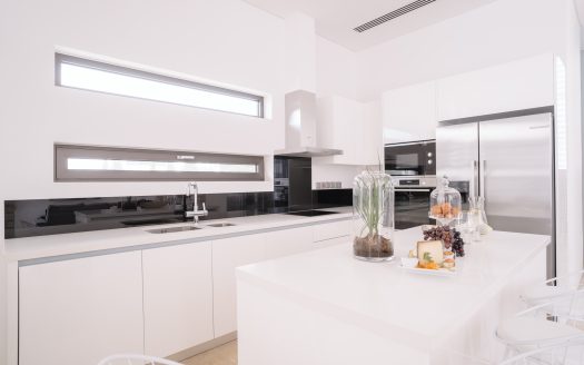 Paphos Property Beautiful Five Bedroom Villa