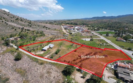 Shared residential field in Mitsero, Nicosia