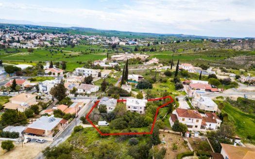 Shared residential field in Dali, Nicosia