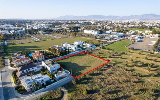 Shared residential field in Chryseleousa, Strovolos
