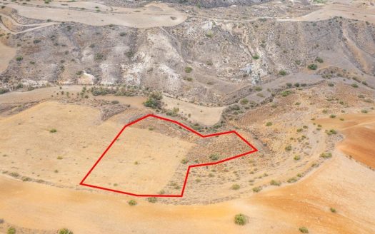 Field in Nikitari, Nicosia