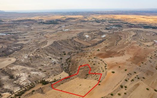 Field in Nikitari, Nicosia