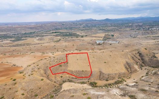 Field in Nikitari, Nicosia
