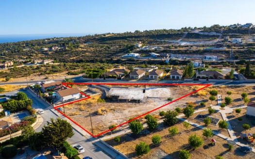 Residential plot in Souni-Zanakia, Limassol