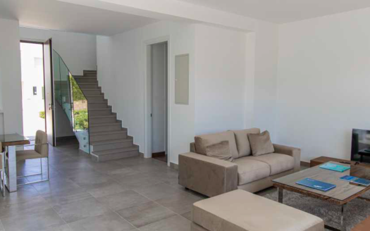 Paphos Property Four Bedroom Villa in a Gated Complex