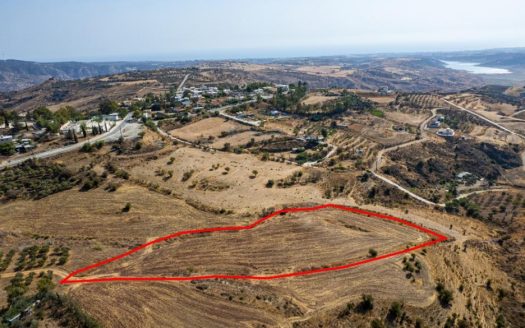 Residential field in Choletria, Paphos