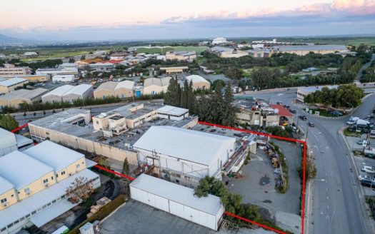Three-storey industrial building in Kaimakli, Nicosia