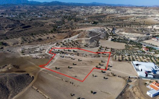 Agricultural field in Analiontas, Nicosia
