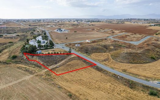 Residential field in Lakatamia, Nicosia