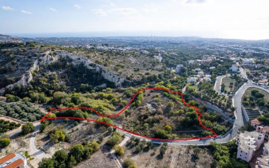 Residential field in Mesogi, Paphos