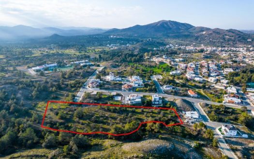 Residential field in Kornos, Larnaca