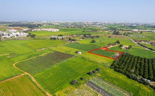 Residential field in Frenaros, Famagusta