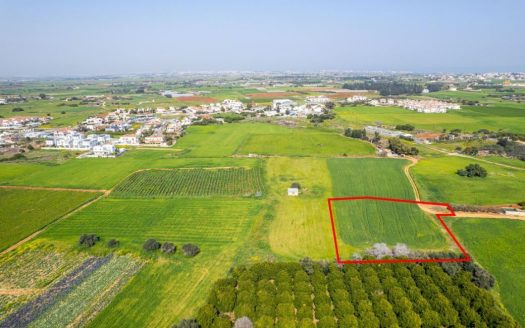 Residential field in Frenaros, Famagusta