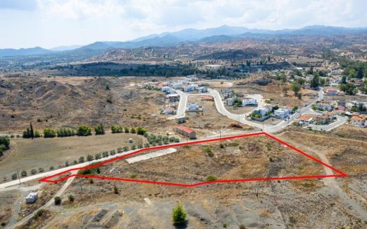 Residential field in Analiontas, Nicosia