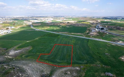 Residential field in Dali, Nicosia