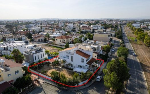 Two-storey house in Archangelos, Nicosia