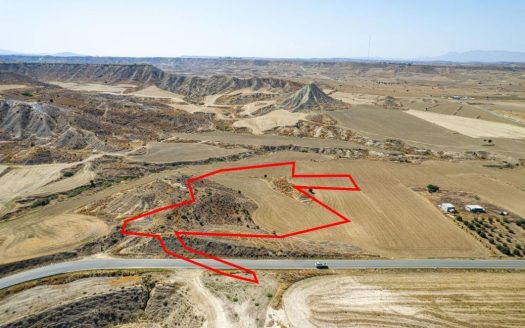 Agricultural field in Pera, Nicosia