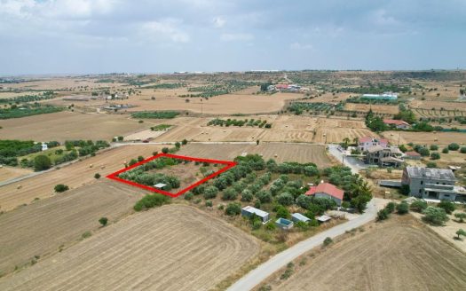 Residential field in Pera, Nicosia