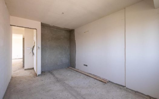 Incomplete 2 bedroom apartment in Polemidia, Limassol