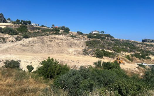 Limassol Property Land in Paniotis-2.700 m2