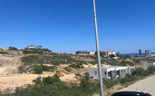 Limassol Property Land in Paniotis-2.700 m2