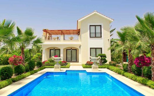 Paphos Property Four Bedroom Villa in Golf Resort