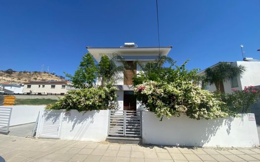 Larnaca Property Four Bedroom House with Pool