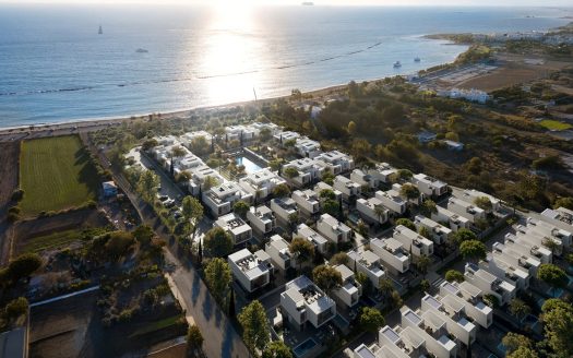 Paphos Property Modern Three Bedroom Penthouse in Gated Complex