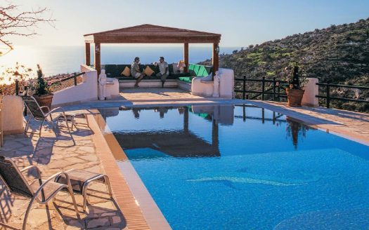 Paphos Property Beautiful Three Bedroom Villa
