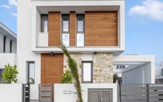 Larnaca Property Five Bedroom House with Pool