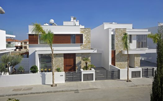Larnaca Property Five Bedroom House with Pool