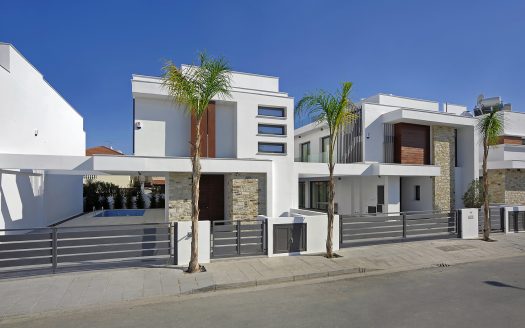 Larnaca Property Five Bedroom House with Pool