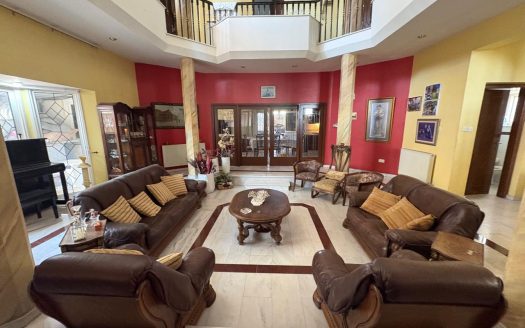 Larnaca Property Classical Four Bedroom House