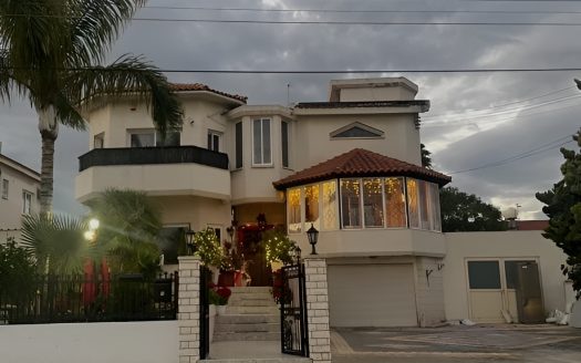 Larnaca Property Classical Four Bedroom House
