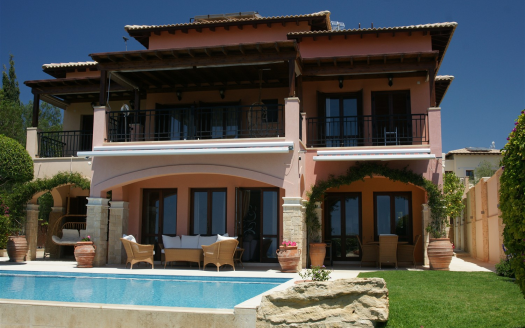 Paphos Property Five Bedroom Villa in Golf Resort