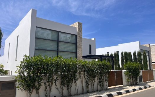 Paphos Property Three Bedroom Villa in a Seafront Resort