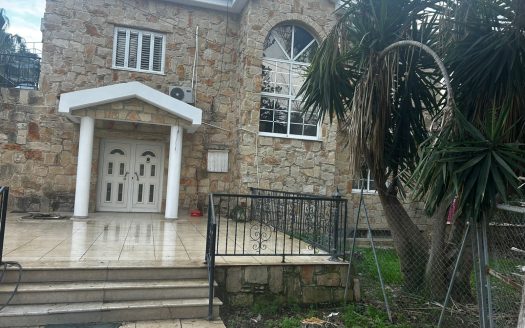 Limassol Property Beautiful Three Bedroom House